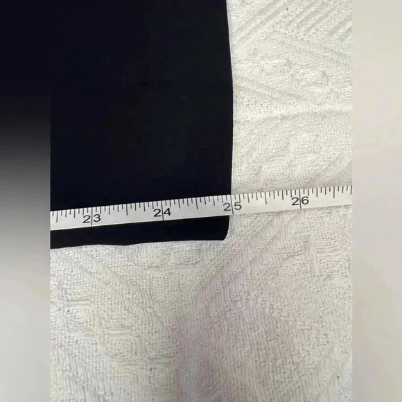 Aritzia Wilfred Shift Cargo Pant in black size 00 Minimalist Matrix Chic Office - Picture 12 of 13